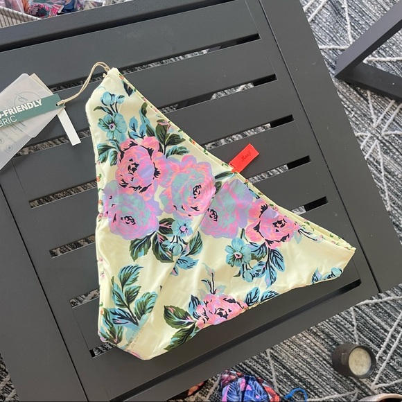 Maaji Kept Promises Alana Reversible Bikini Bottoms. - Picture 5 of 9